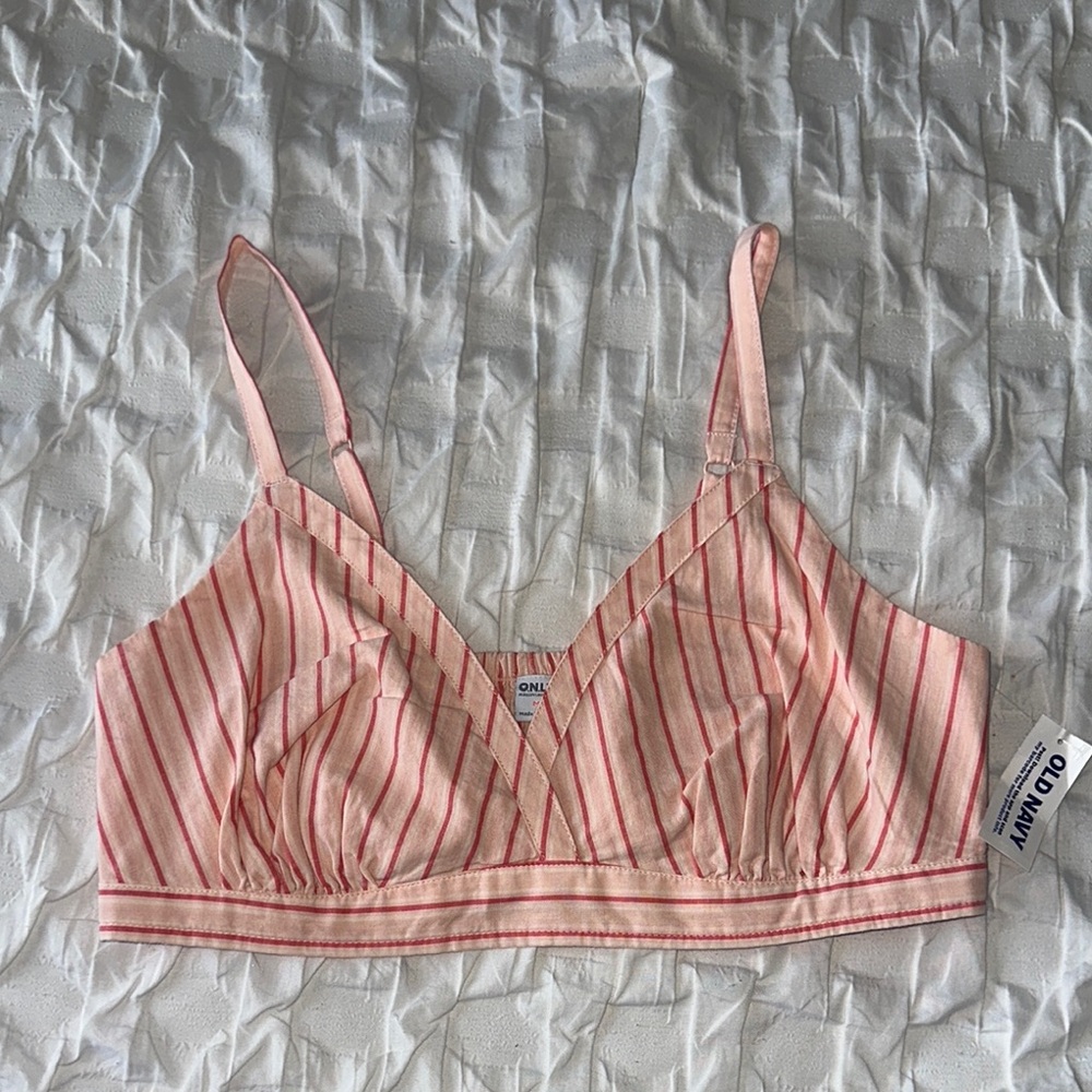 Old Navy Pink Top